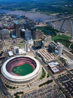 St Louis arena St Louis arena